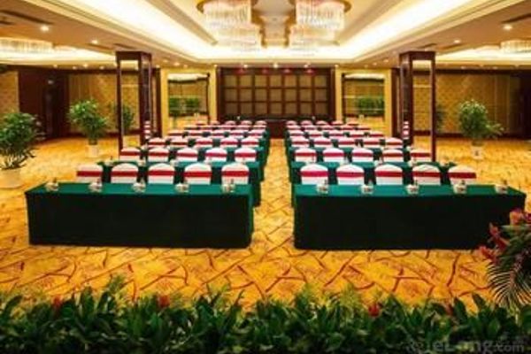 Feicheng Blossom Hotel (Taian)